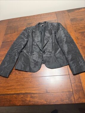 Tailored Black Embroidered Single-Button Women's Blazer